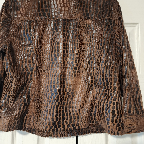 Ruby Rd. Large Petite Animal Print Jacket. - Picture 3 of 6